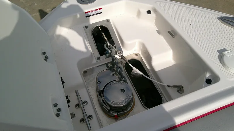 Slide: The Image of Chaparral 29 Surf 2020 - 18