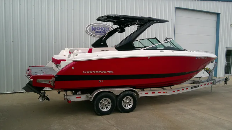 Slide: The Image of Chaparral 29 Surf 2020 - 4
