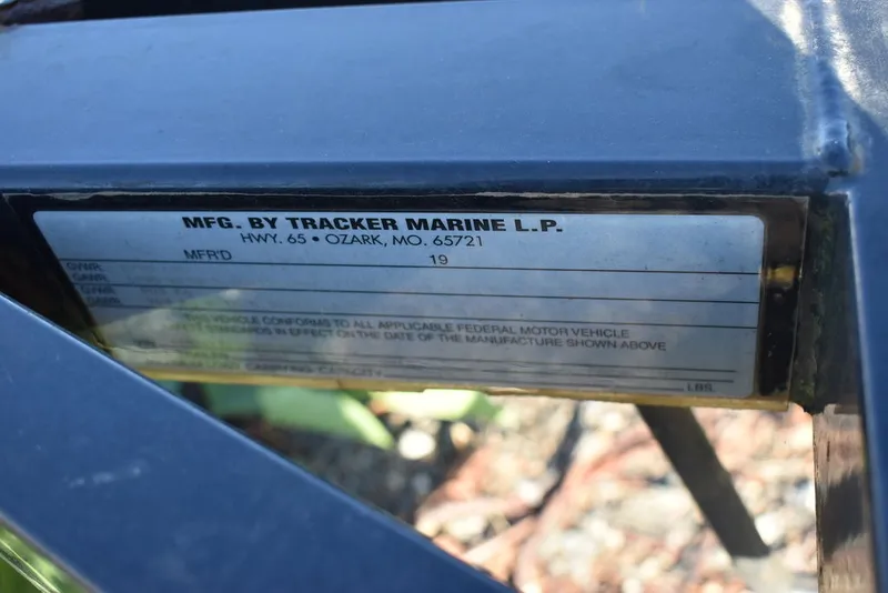 Slide: The Image of Tennessee Trailers SGV16, 1565 Capacity 2004 - 10