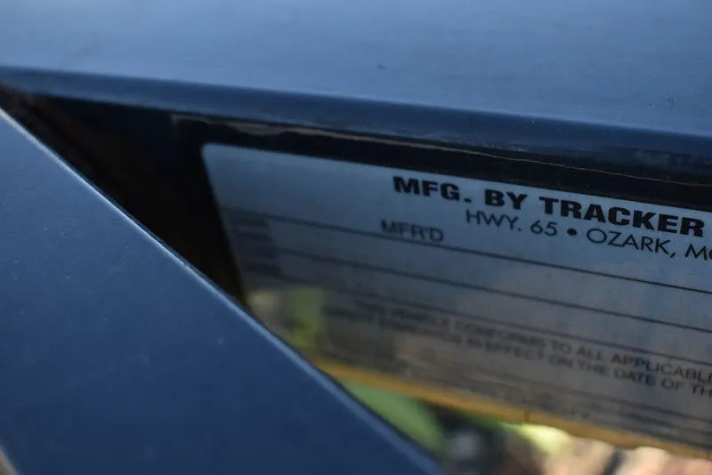 Slide: The Image of Tennessee Trailers SGV16, 1565 Capacity 2004 - 12