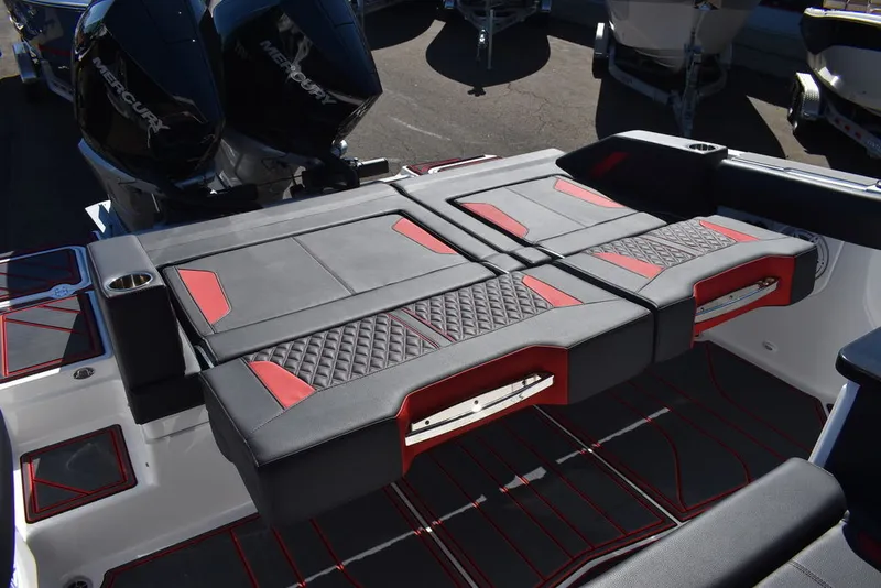 Slide: The Image of Monterey ELITE 30 OB 2026 - 22