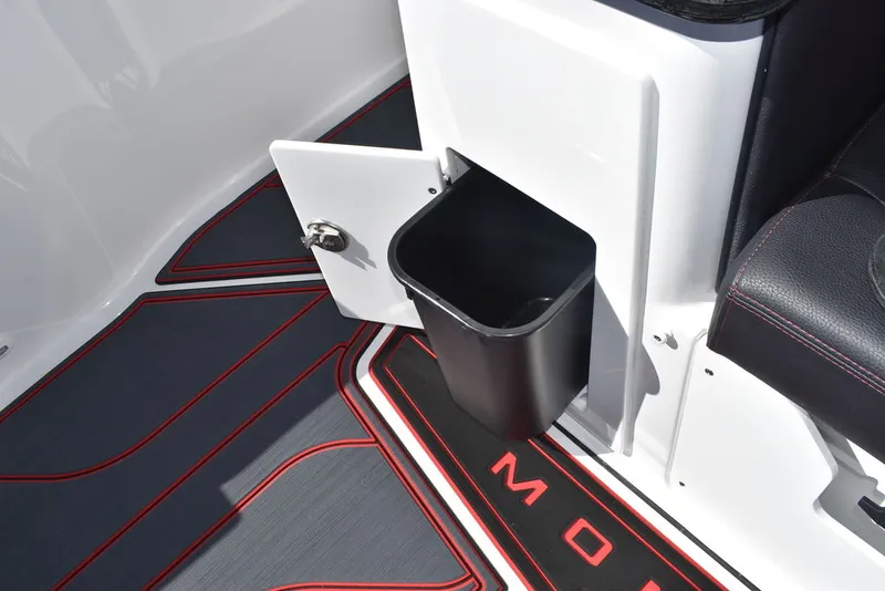 Slide: The Image of Monterey ELITE 30 OB 2026 - 30