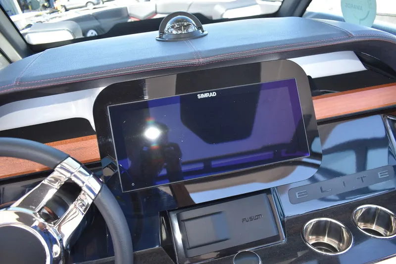 Slide: The Image of Monterey ELITE 30 OB 2026 - 40