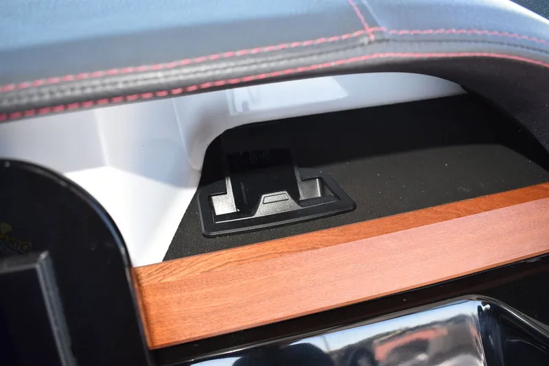 Slide: The Image of Monterey ELITE 30 OB 2026 - 42