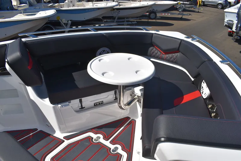 Slide: The Image of Monterey ELITE 30 OB 2026 - 67