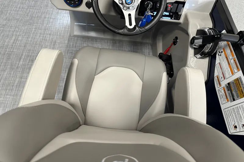 Slide: The Image of Premier 200 Sunscape 2025 - 35