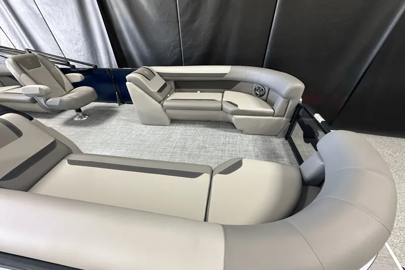 Slide: The Image of Premier 200 Sunscape 2025 - 4