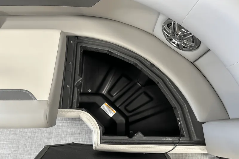 Slide: The Image of Premier 200 Sunscape 2025 - 52