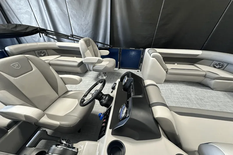 Slide: The Image of Premier 200 Sunscape 2025 - 6