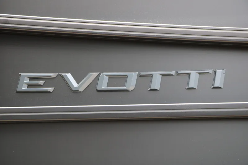Slide: The Image of EVOTTI 523QL 2026 - 19
