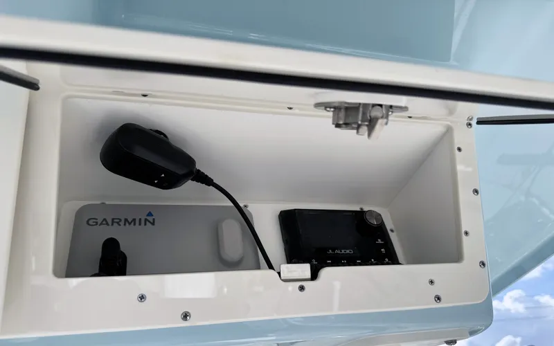 Slide: The Image of Pioneer Pelagic 270 2025 - 8
