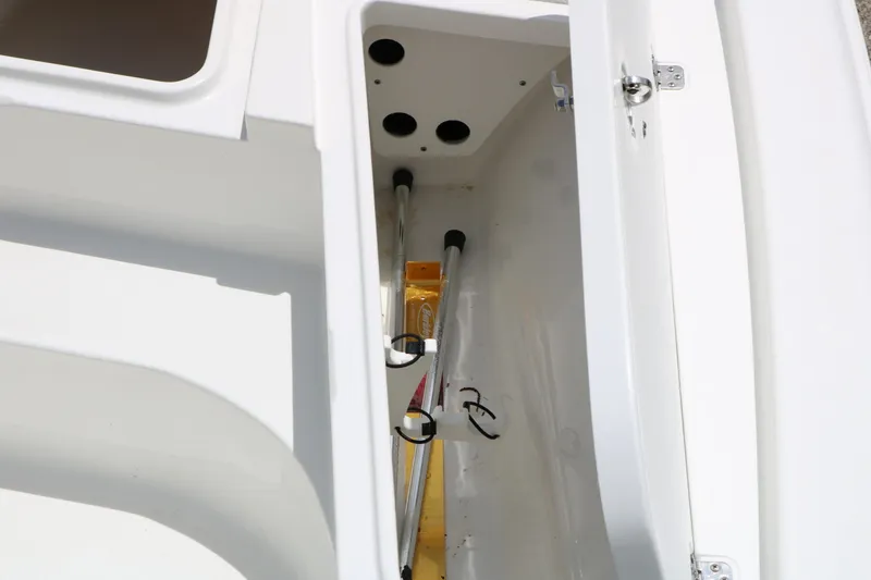 Slide: The Image of Sea Hunt BX20BR 2018 - 31