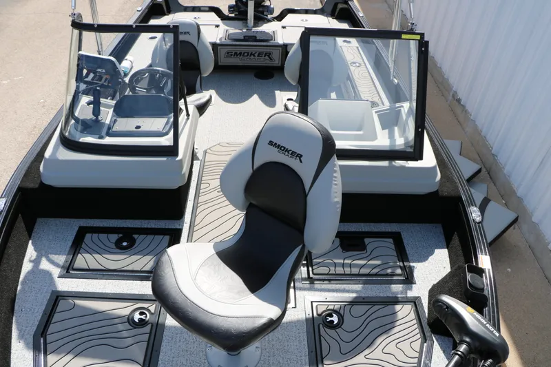 Slide: The Image of Smoker Craft 188 Adventurer 2025 - 26