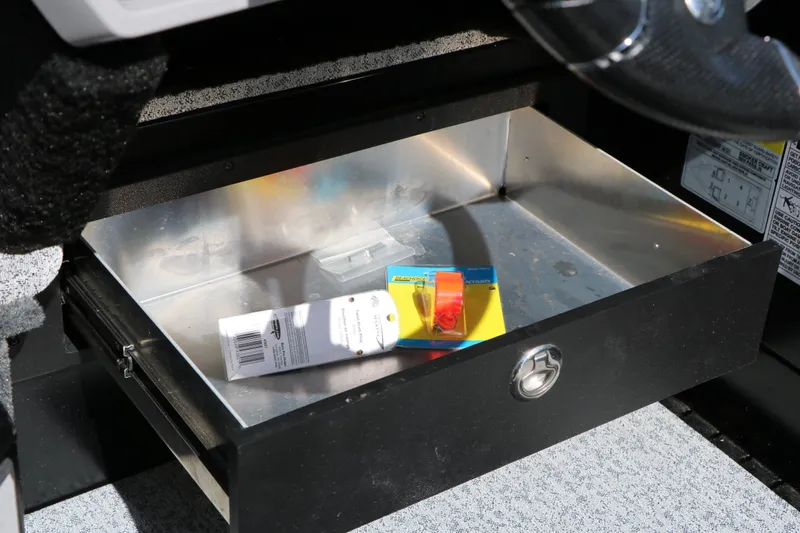 Slide: The Image of Smoker Craft 188 Adventurer 2025 - 37
