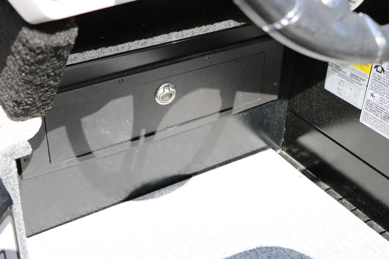Slide: The Image of Smoker Craft 188 Adventurer 2025 - 38