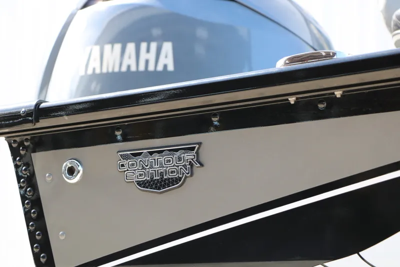 Slide: The Image of Smoker Craft 188 Adventurer 2025 - 6