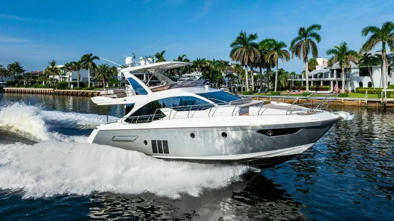 Slide: The Image of Azimut Fly 50 2015 - 17