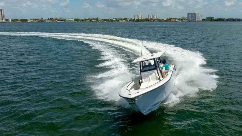 Slide: The Image of Reef Runner 340 2027 - 18