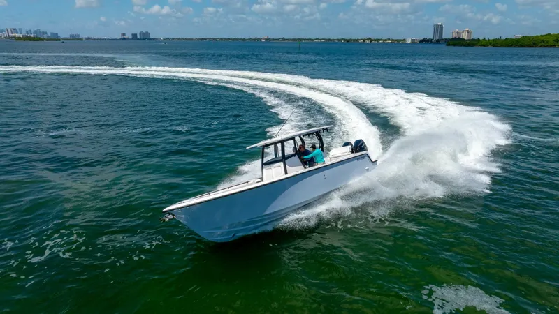 Slide: The Image of Reef Runner 340 2027 - 32