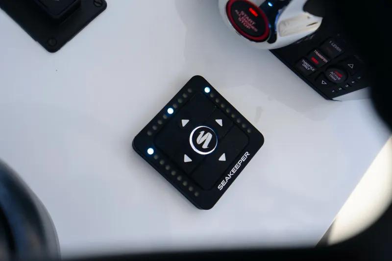 Slide: The Image of Reef Runner 340 2027 - 66