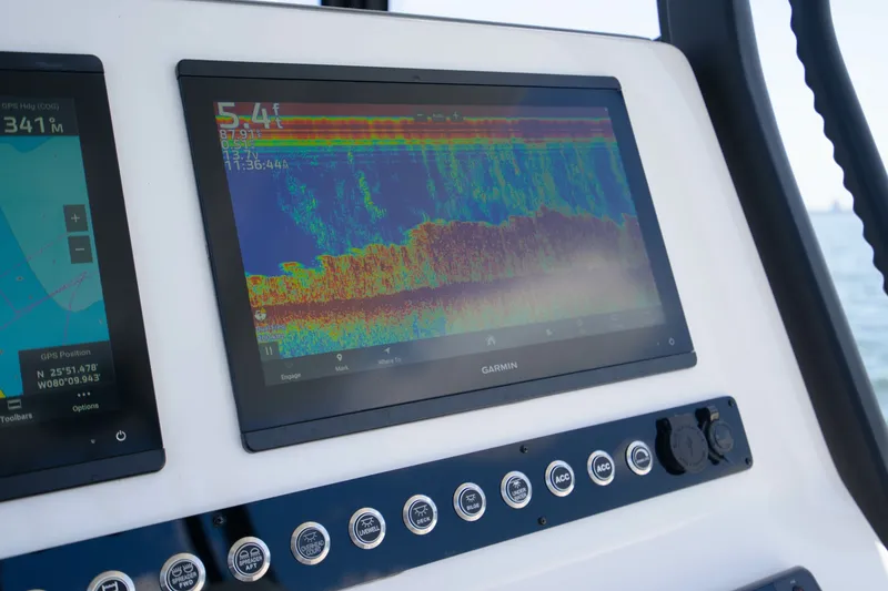 Slide: The Image of Reef Runner 340 2027 - 68