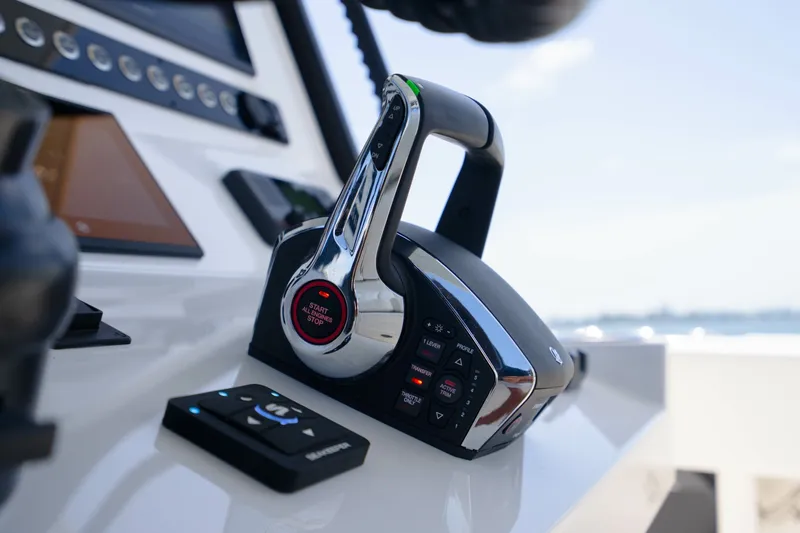 Slide: The Image of Reef Runner 340 2027 - 65
