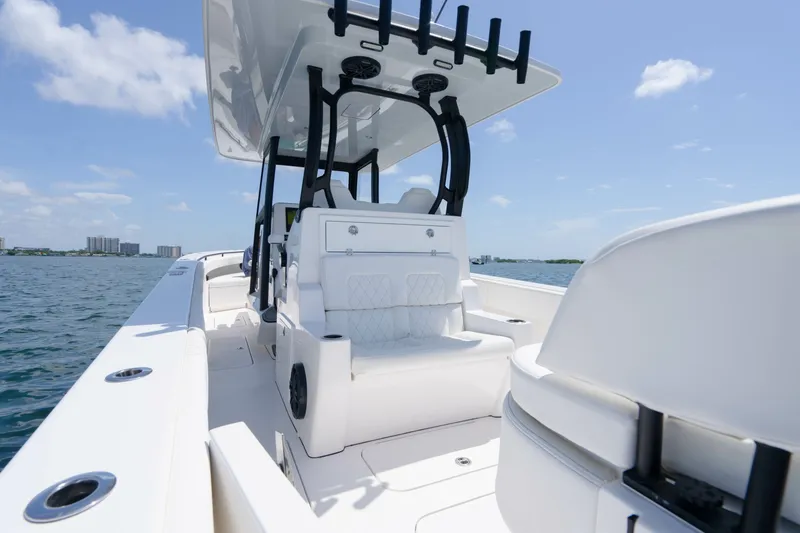 Slide: The Image of Reef Runner 340 2027 - 55