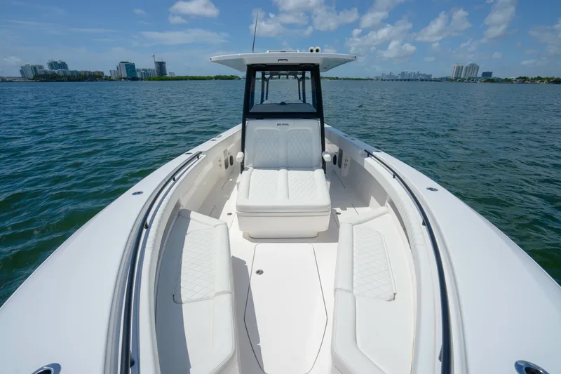 Slide: The Image of Reef Runner 340 2027 - 78