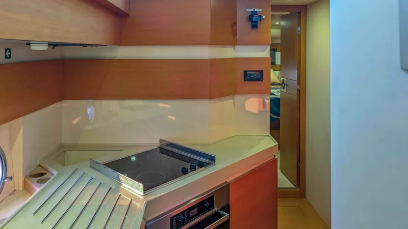 Slide: The Image of Azimut Azimut 45 2013 - 24