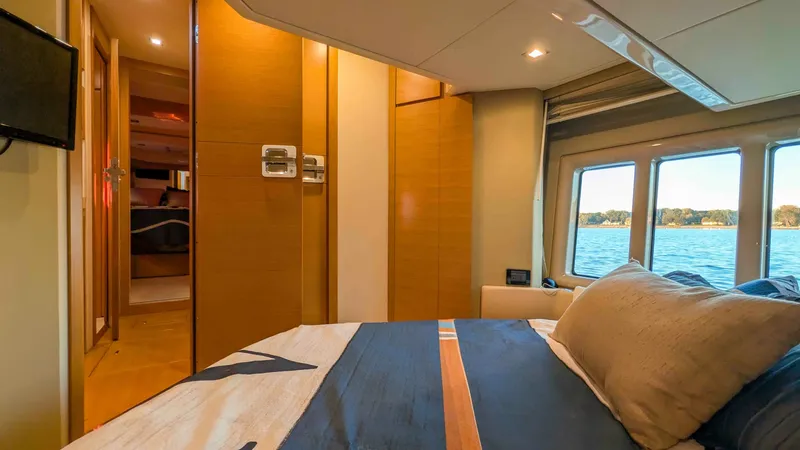 Slide: The Image of Azimut Azimut 45 2013 - 21