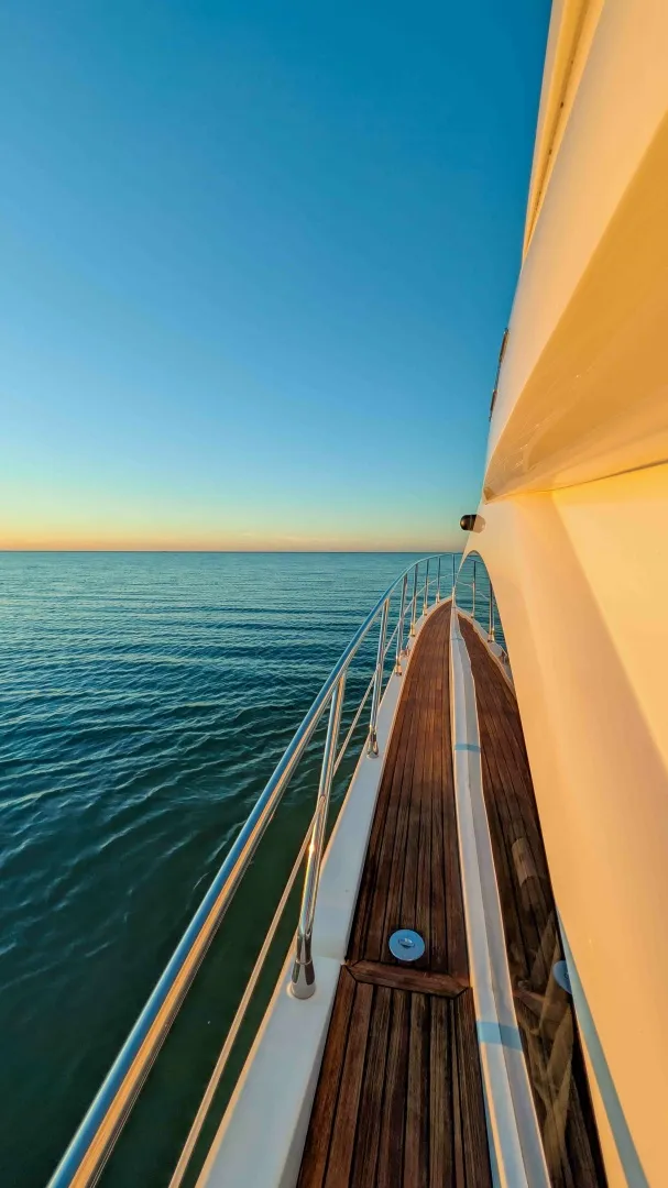 Slide: The Image of Azimut Azimut 45 2013 - 32