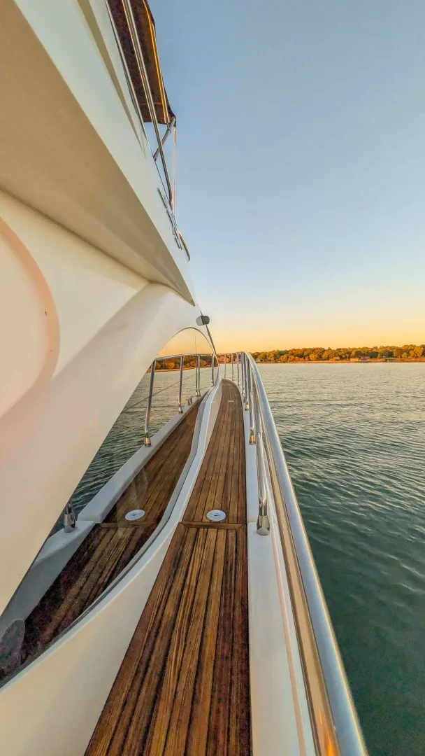 Slide: The Image of Azimut Azimut 45 2013 - 28