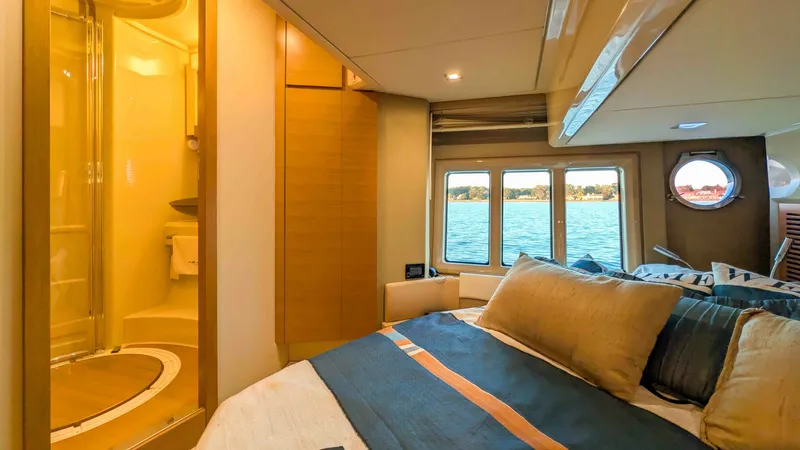 Slide: The Image of Azimut Azimut 45 2013 - 22
