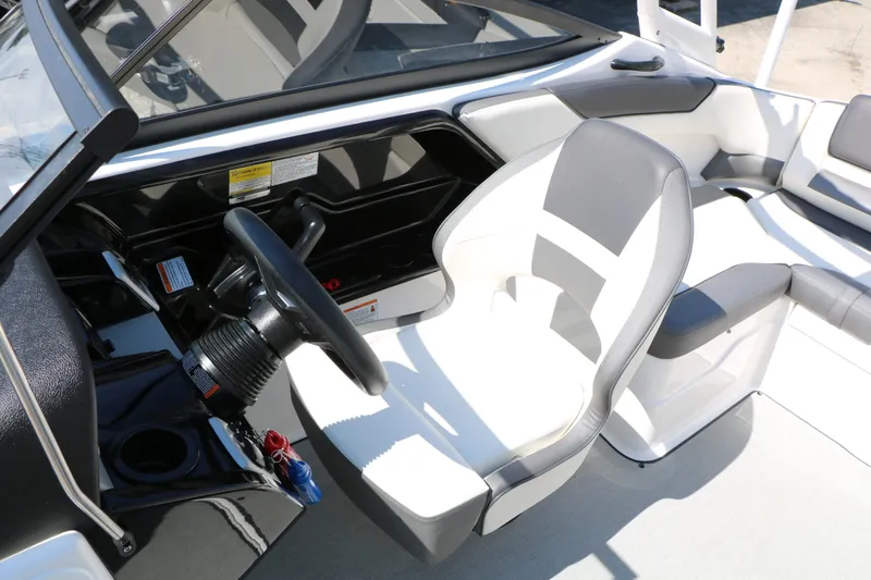 Slide: The Image of Yamaha AR 210 2021 - 34