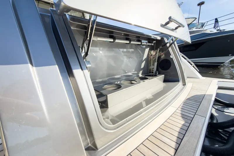 Slide: The Image of Ocean Alexander 45 DIVERGENCE COUPE 2021 - 11