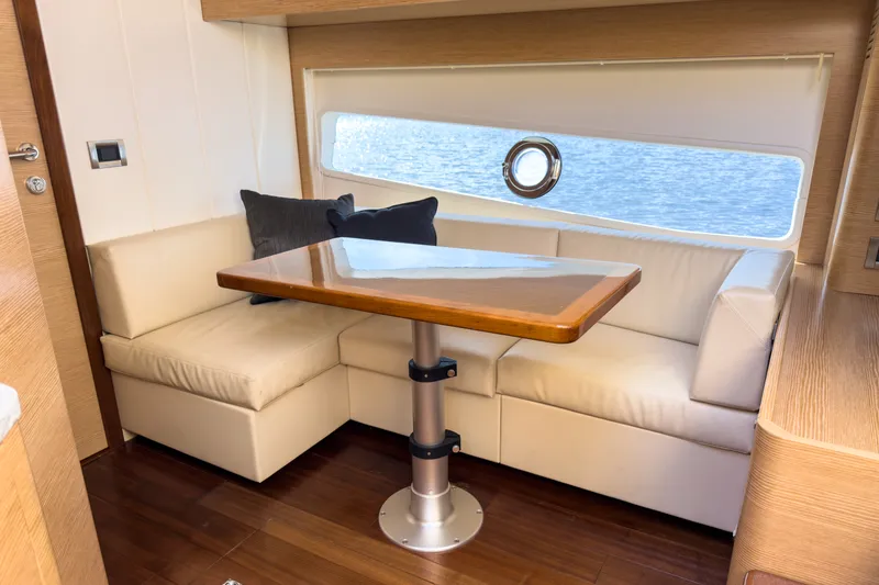 Slide: The Image of Ocean Alexander 45 DIVERGENCE COUPE 2021 - 27