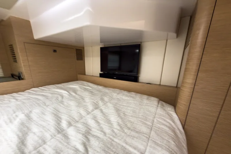 Slide: The Image of Ocean Alexander 45 DIVERGENCE COUPE 2021 - 37