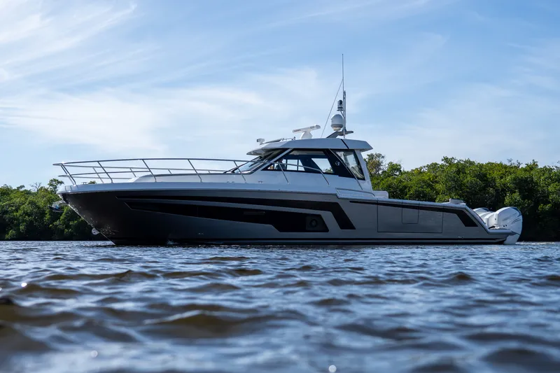 Slide: The Image of Ocean Alexander 45 DIVERGENCE COUPE 2021 - 53