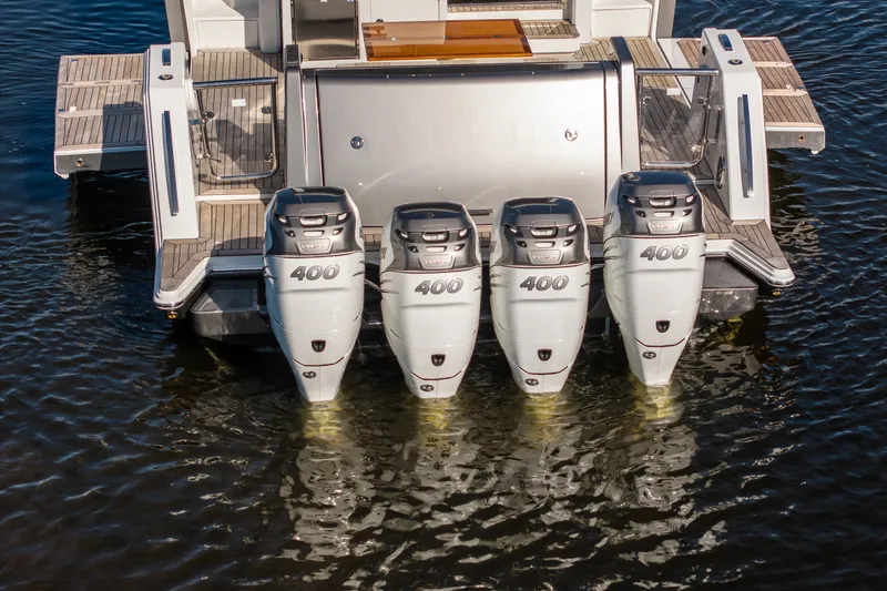 Slide: The Image of Ocean Alexander 45 DIVERGENCE COUPE 2021 - 9