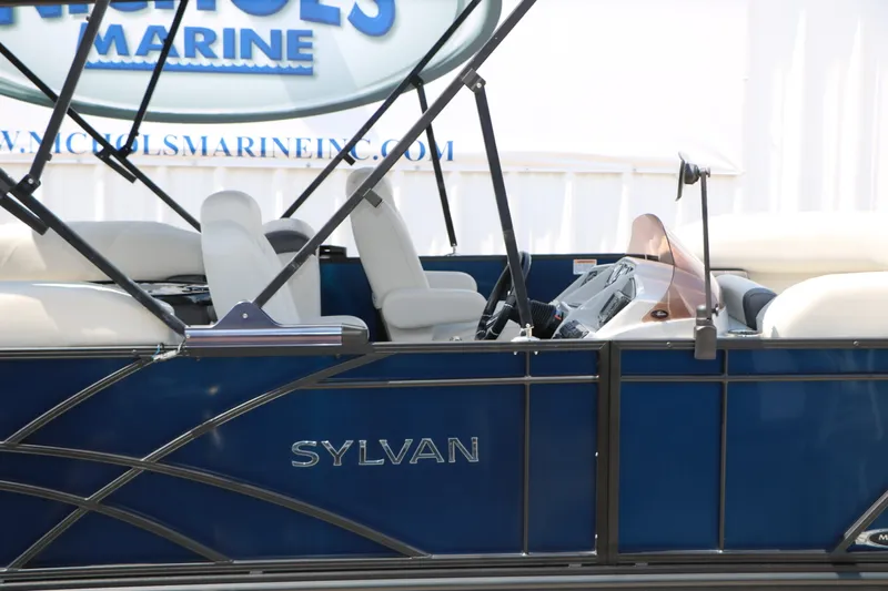 Slide: The Image of Sylvan Mirage 820LZ 2023 - 12