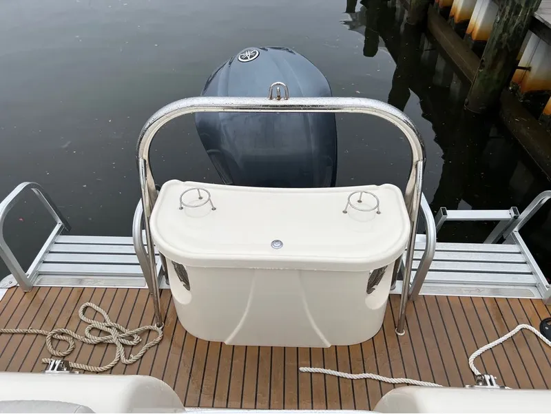 Slide: The Image of Avalon AMBASSADOR 2785 ENTERTAINTER 2013 - 25