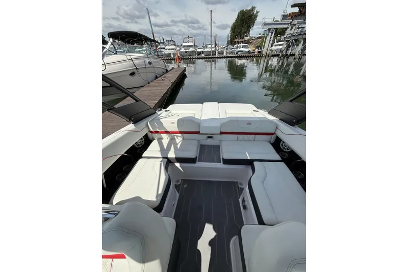 Slide: The Image of Regal LS2 Surf 2020 - 12