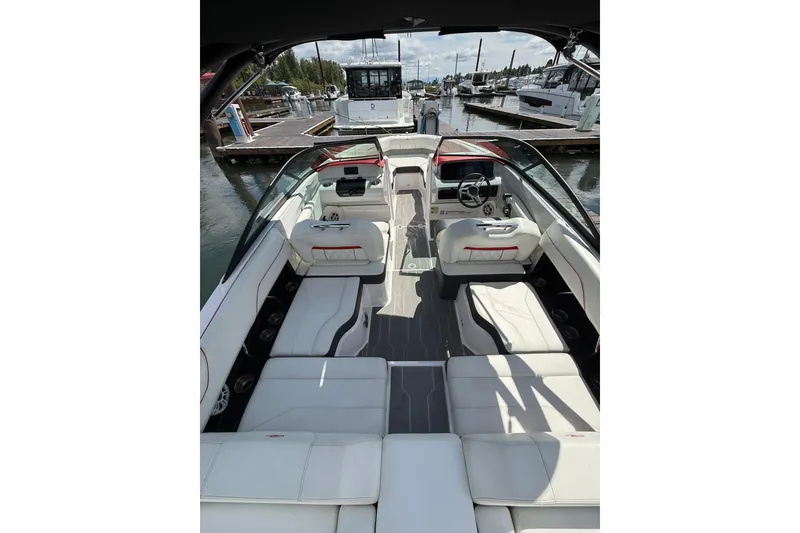 Slide: The Image of Regal LS2 Surf 2020 - 8