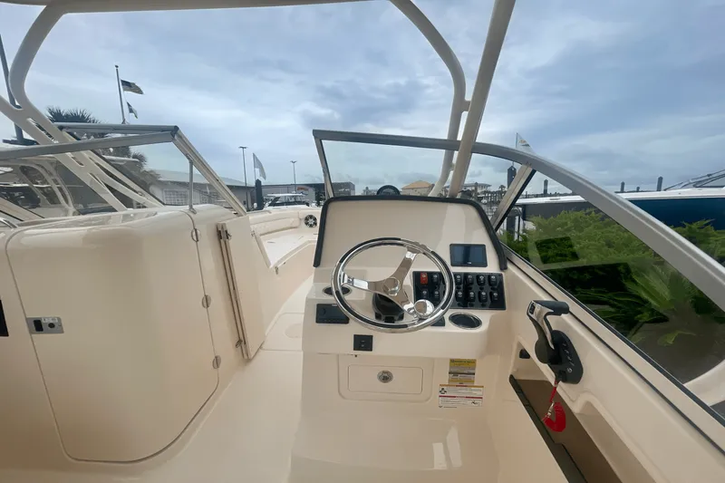 Slide: The Image of Grady-White Freedom 235 2025 - 7