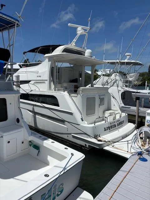 Slide: The Image of Carver Yachts 43 Motor Yacht 2006 - 4