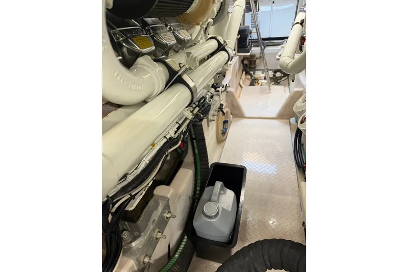 Slide: The Image of Sea Ray 58 Sedan Bridge 2007 - 50