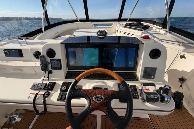 Slide: The Image of Sea Ray 58 Sedan Bridge 2007 - 93