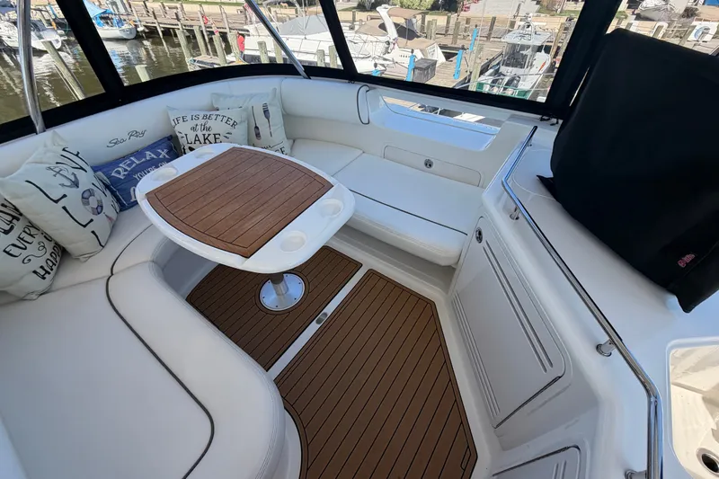 Slide: The Image of Sea Ray 58 Sedan Bridge 2007 - 12