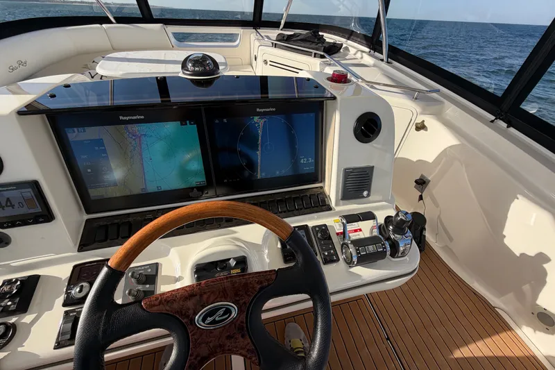 Slide: The Image of Sea Ray 58 Sedan Bridge 2007 - 96