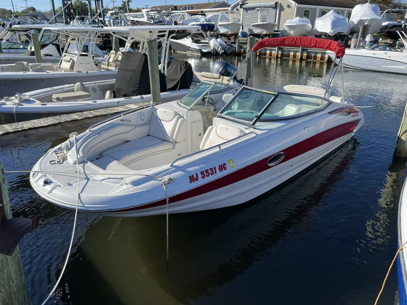 The Image of Crownline Boats 240EX 2008 - 0